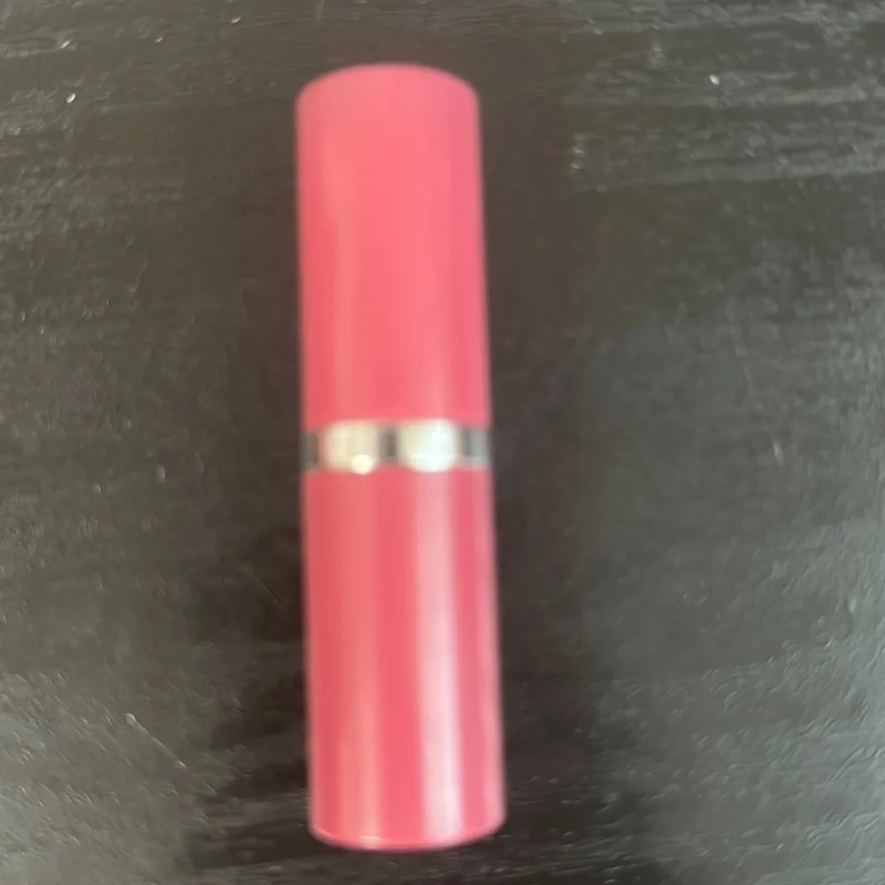 Clinique Pop Lip Colour + Primer. #14 Plum Pop